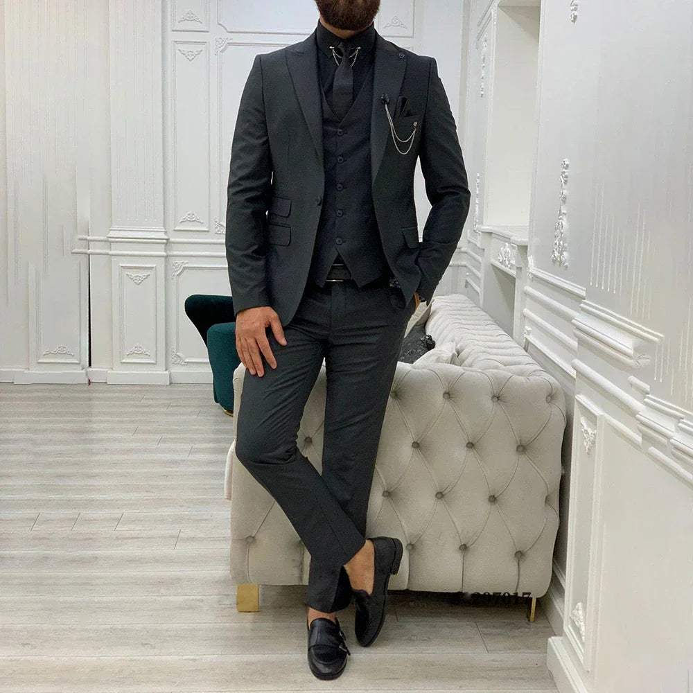 Garnitur Męski 3 Częściowy Slim Fit na Wesele | Klasyczny Smoking na Eleganckie Okazje