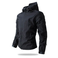 Kurtka Męska Taktyczna Softshell w Moro z Kapturem | Wodoodporna Kurtka Outdoor