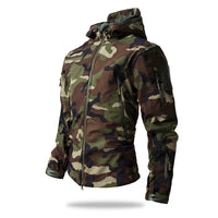 Kurtka Męska Taktyczna Softshell w Moro z Kapturem | Wodoodporna Kurtka Outdoor