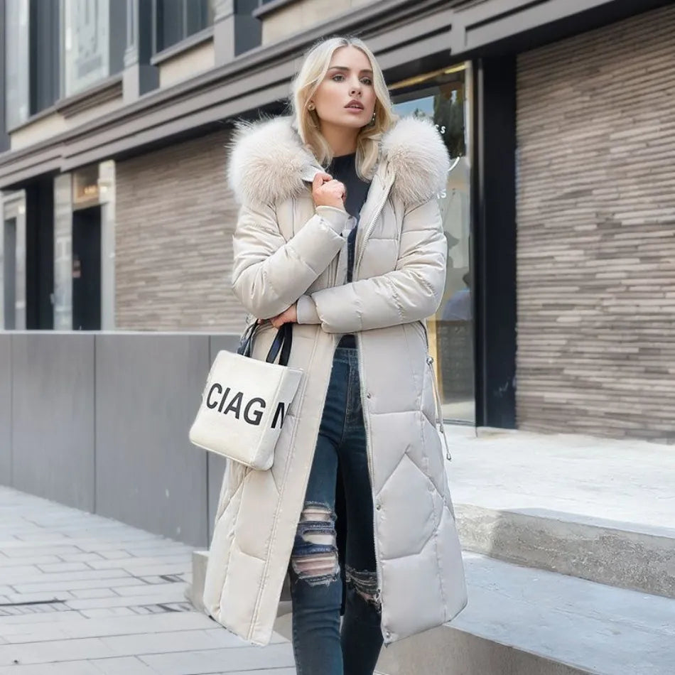 Długi Płaszcz Zimowy Damski z Kapturem i Kieszeniami | Elegancka Kurtka na Chłodne Dni