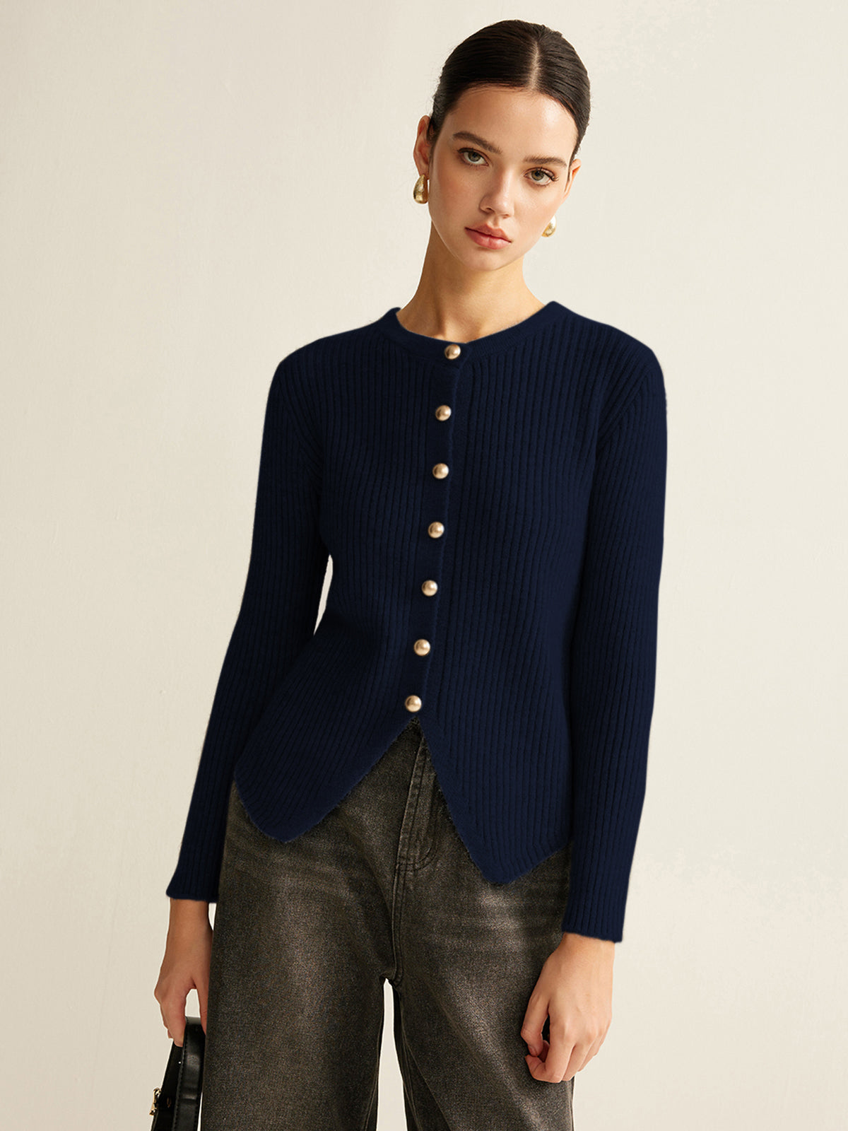 Damski Kardigan z Guzikami w Dopasowanym Kroju | Elegancki Sweter Damski
