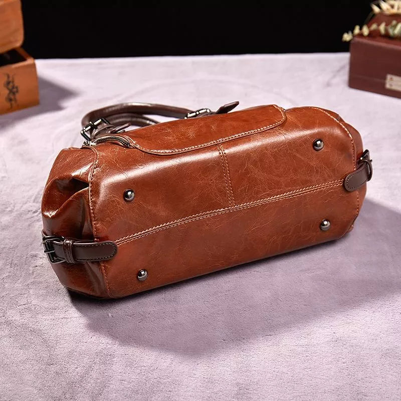 Torebka Damska Kuferkowa w Eleganckim Stylu | Średnia Torebka na Ramię