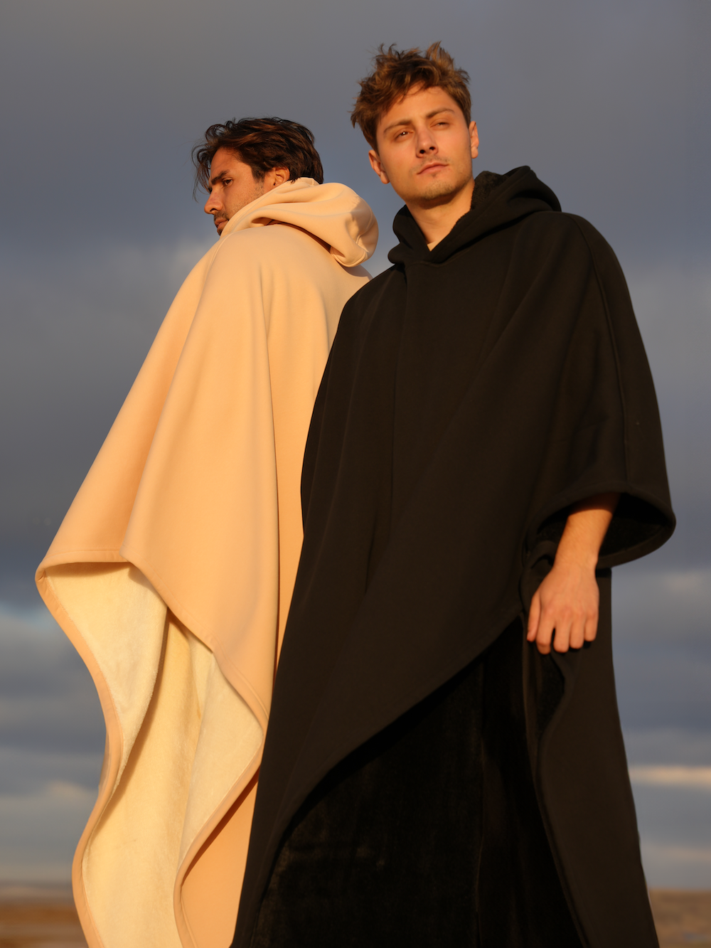 Unisex Ponczo z Kapturem w Stylu Oversize | Ciepła Bluza Przejściowa