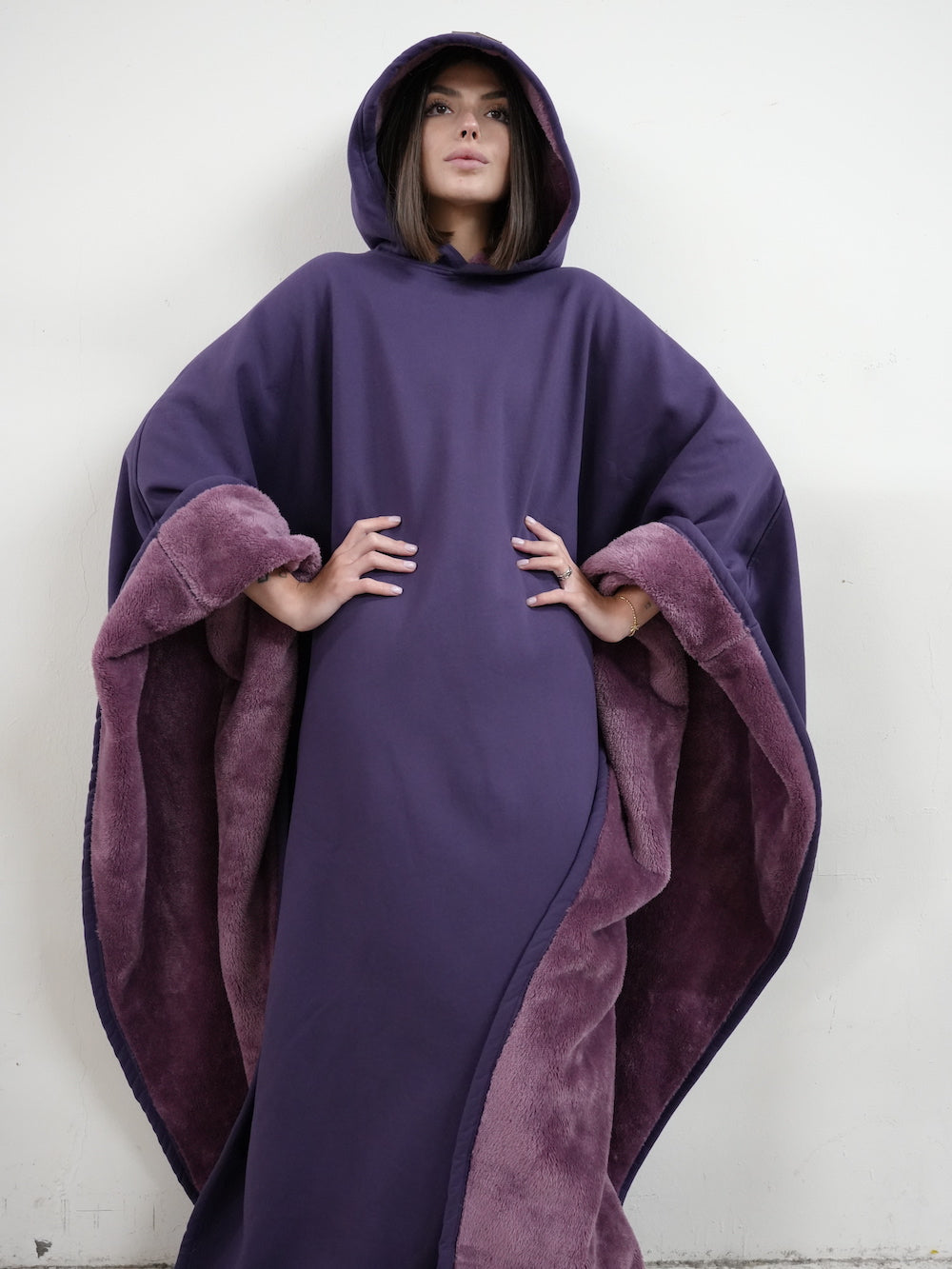 Unisex Ponczo z Kapturem w Stylu Oversize | Ciepła Bluza Przejściowa