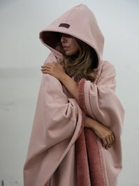 Unisex Ponczo z Kapturem w Stylu Oversize | Ciepła Bluza Przejściowa