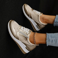 Damskie Sneakersy w Metalicznym Wykończeniu | Styl i Komfort na Co Dzień