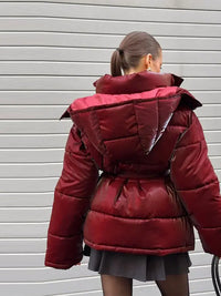 Zimowa kurtka damska z paskami i odpinanym dekoltem | Ciepła kurtka zimowa damska 