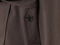 Płaszcz damski typu trencz z paskami i klapami | Świetny płaszcz przejściowy damski