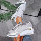Damskie Sneakersy w Metalicznym Wykończeniu | Styl i Komfort na Co Dzień