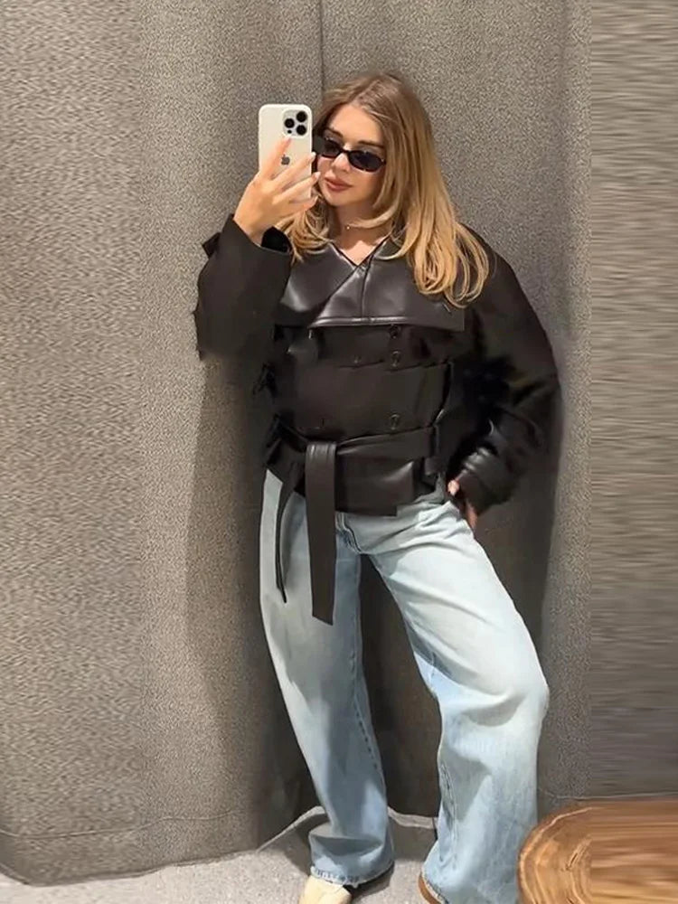 Jesienna kurtka damska z paskami i klapami | Stylowa kurtka przejściowa damska 