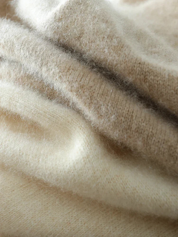 Sweter Damski Kopertowy o Eleganckim Kroju | Klasyczny Sweter Damski