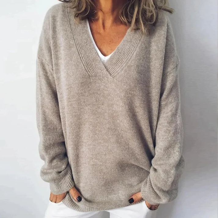 Sweter Damski z Dekoltem V | Elegancki Sweter Damski o Klasycznym Kroju