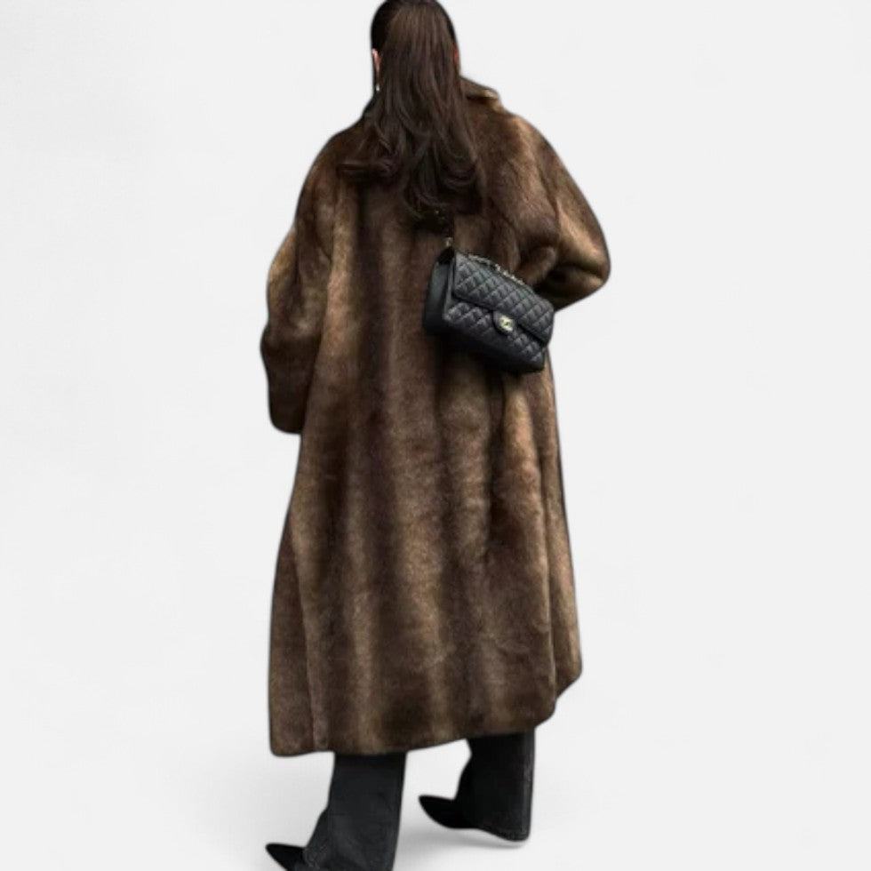 Damska kurtka zimowa z pikowanym wykończeniem i kapturem | Kobieca kurtka na zimę