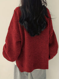Sweter Damski Oversize z Klasycznym Dekoltem | Luźny i Stylowy Sweter na Co Dzień