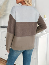 Sweter Damski Colorblock z Dekoltem Łódką | Modny i Lekki Sweter na Co Dzień