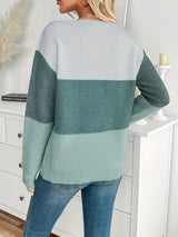 Sweter Damski Colorblock z Dekoltem Łódką | Modny i Lekki Sweter na Co Dzień