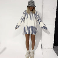 Damski Sweter Oversize z Niebieskim Wzorem | Luźny Krój | Modny i Wygodny