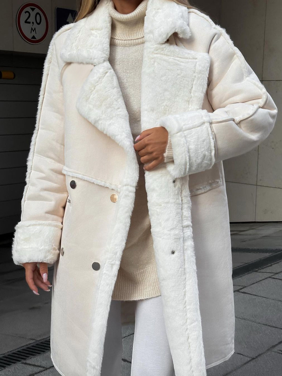 Płaszcz Damski Zimowy z Ciepłą Podszewką Fleece | Elegancki Długi Płaszcz