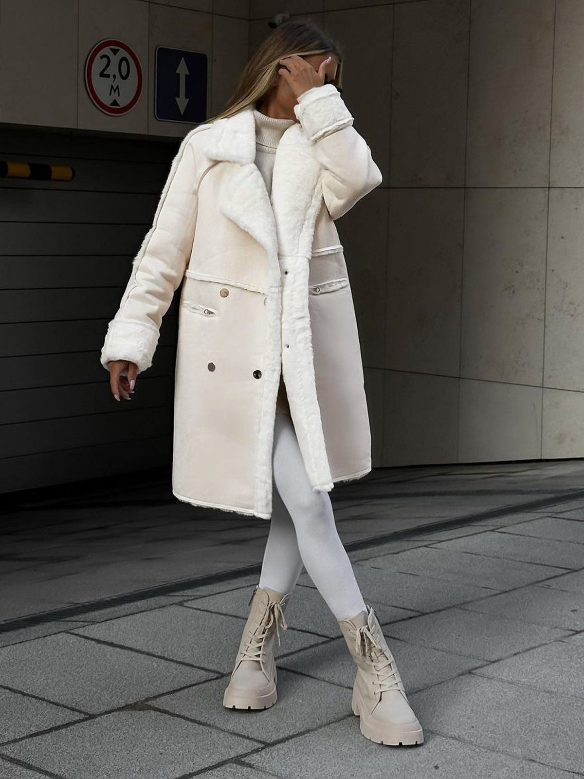 Płaszcz Damski Zimowy z Ciepłą Podszewką Fleece | Elegancki Długi Płaszcz