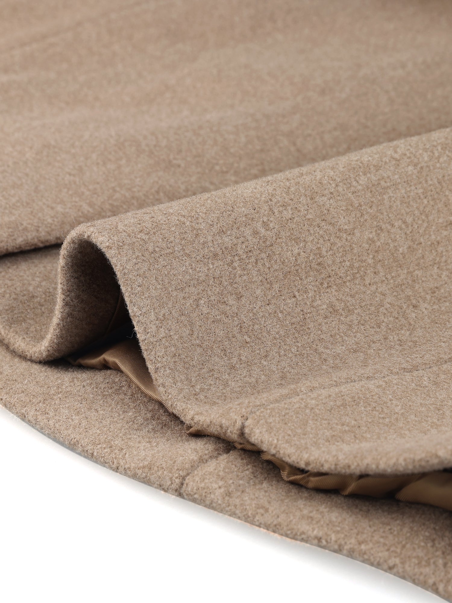 Płaszcz Damski Zimowy o Klasycznym Kroju | Elegancki Trencz Damski