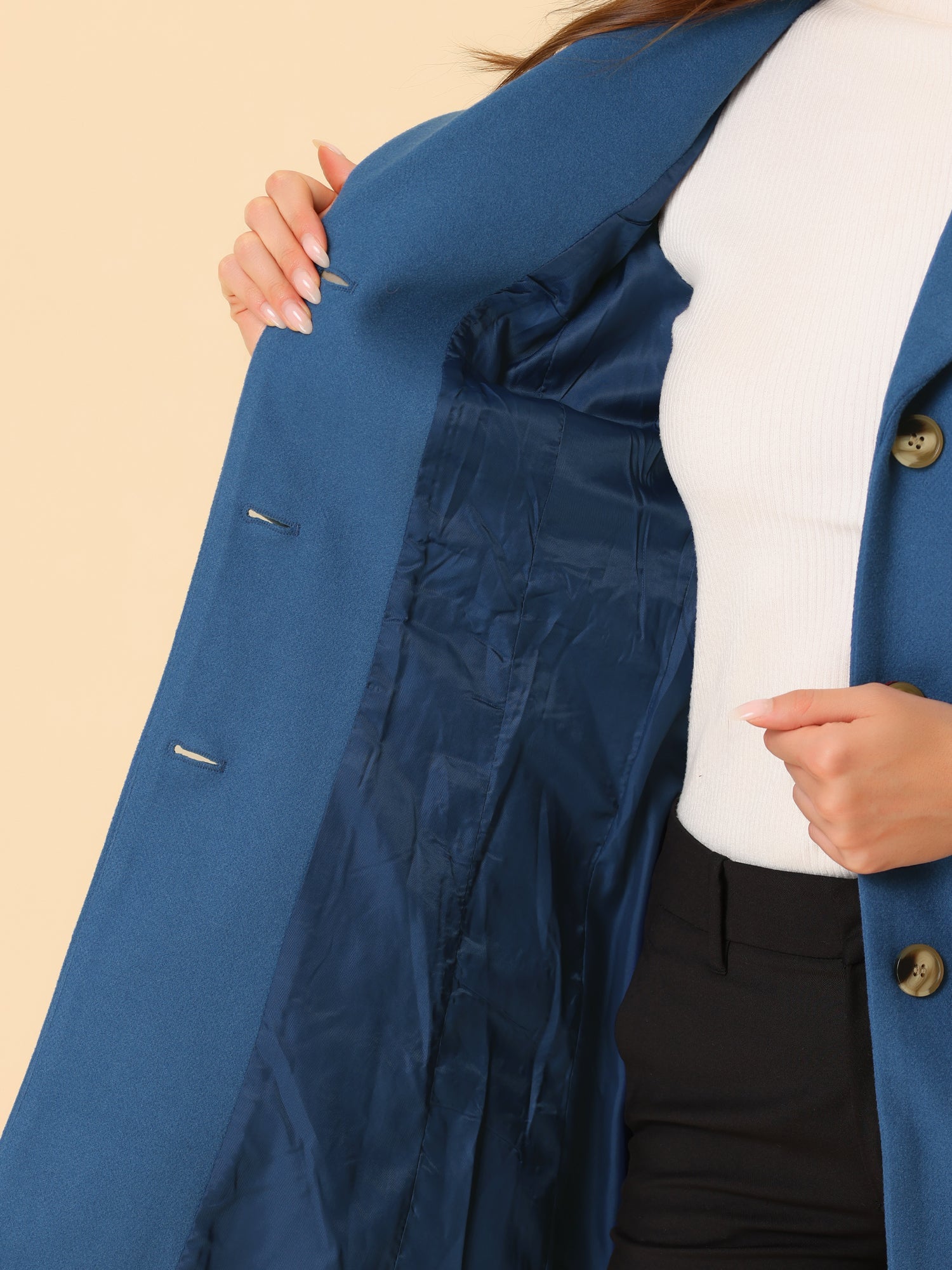 Płaszcz Damski Zimowy o Długim Kroju z Klapami | Elegancki Trencz Damski