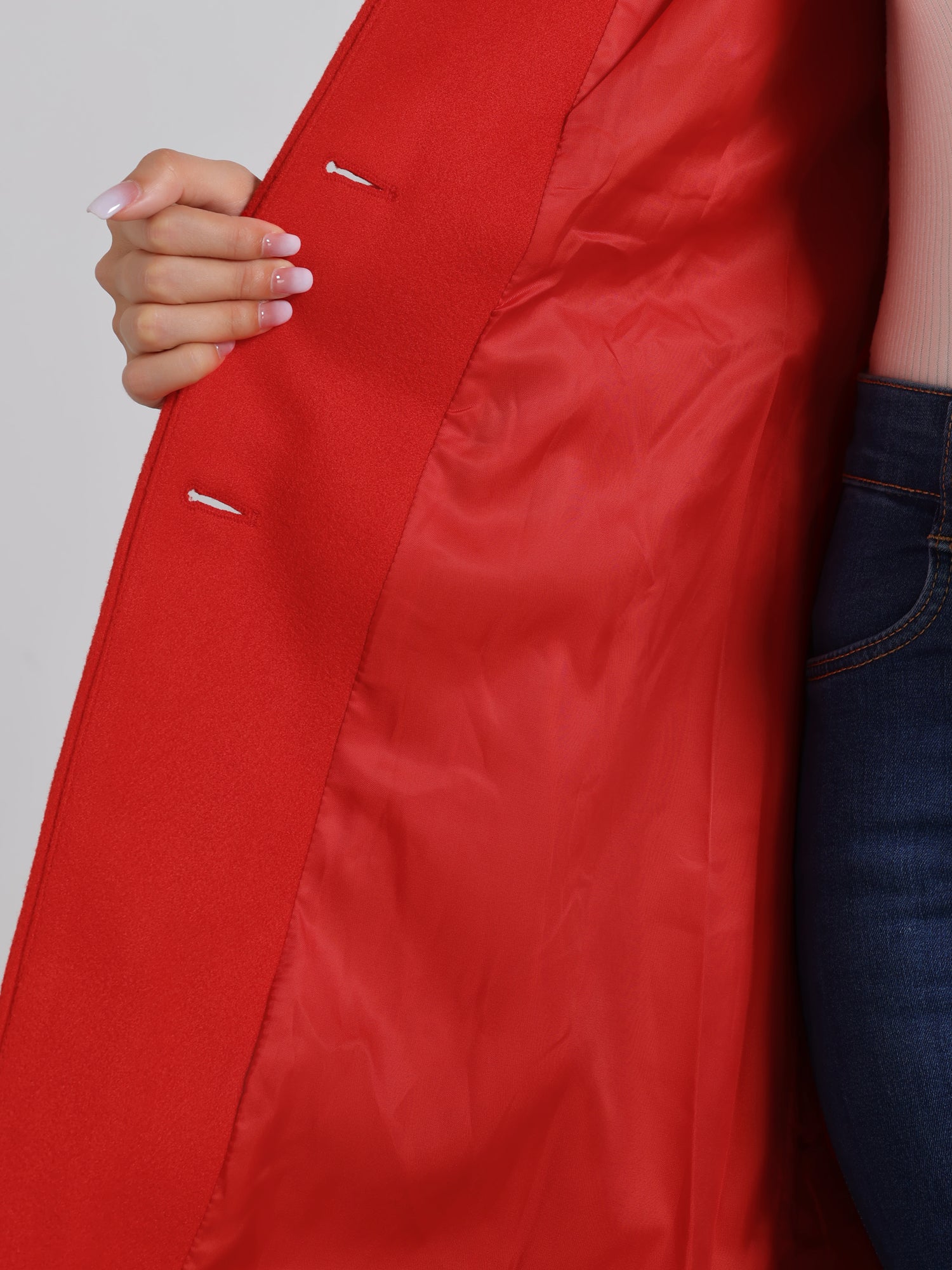 Płaszcz Damski Zimowy o Długim Kroju z Klapami | Elegancki Trencz Damski