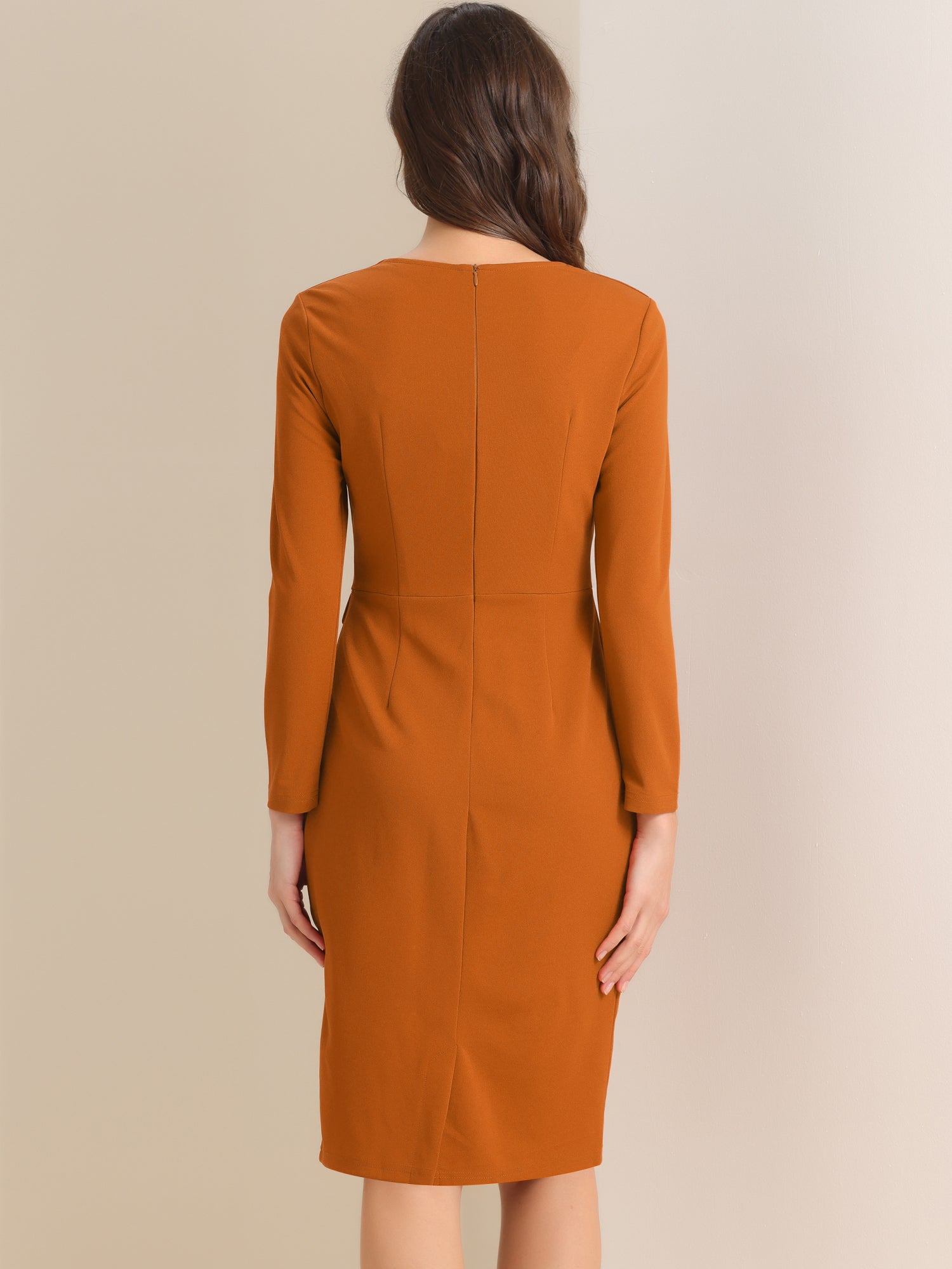 Elegancka Sukienka Ołówkowa z Baskinką | Sukienka Biuro–Elegancja