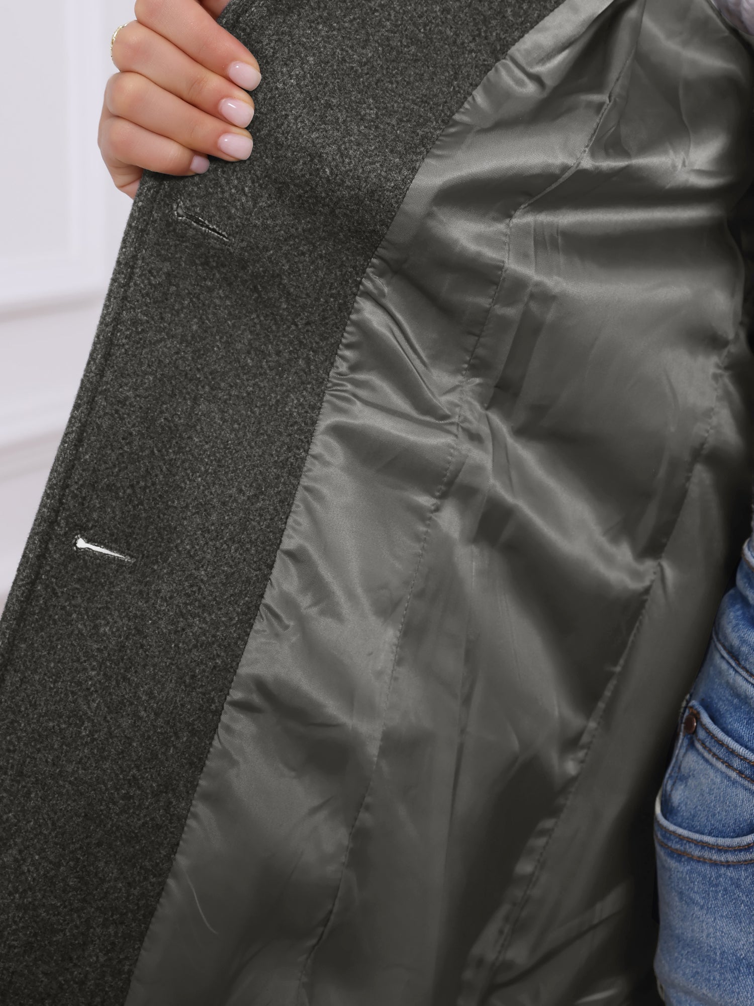 Płaszcz Damski Zimowy do Pracy o Klasycznym Kroju | Elegancki Trencz Damski